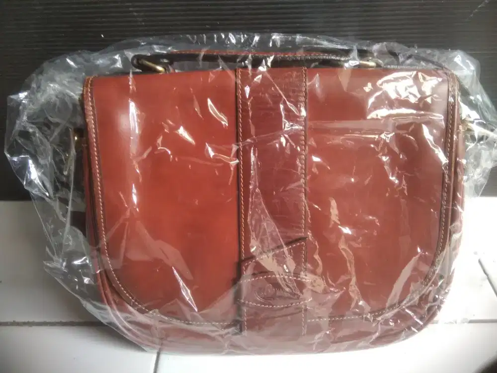 BERE Tas kulit Tebal Berkualitas