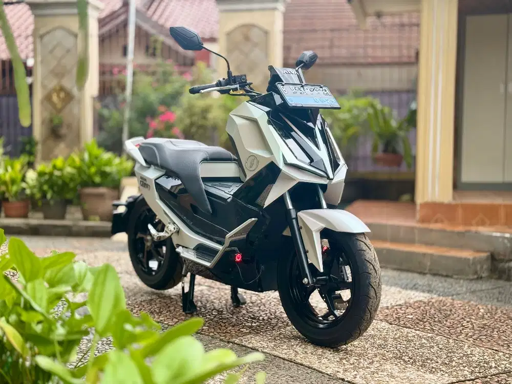 Alva Cervo odo 2000km New Battery