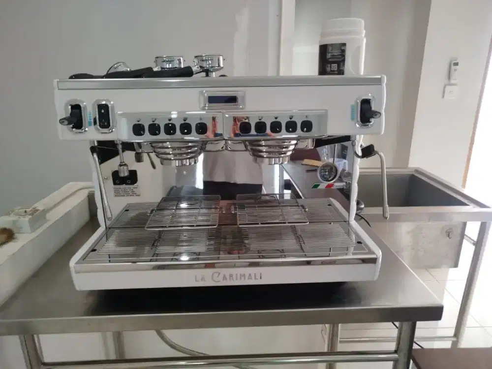 Mesin Kopi LA CARIMALI
