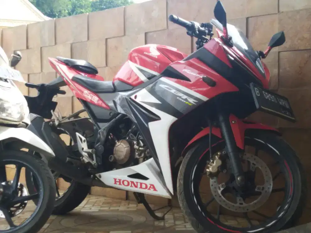 Honda CBR facelite