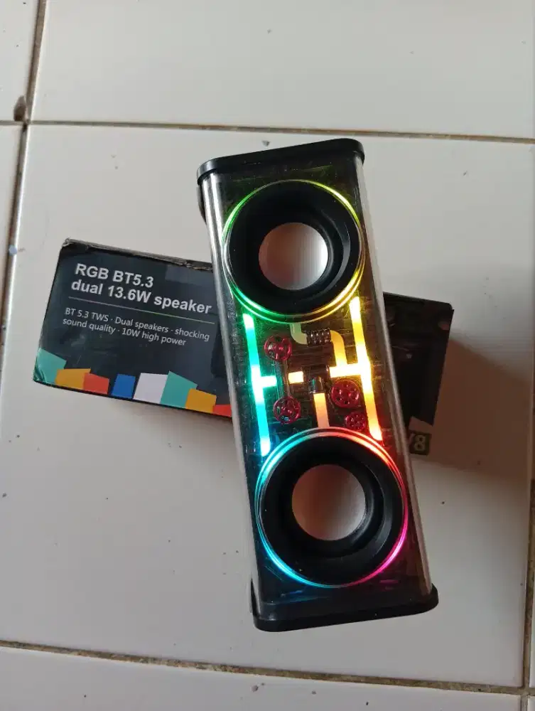 Jual speaker bluetooth full bass v8