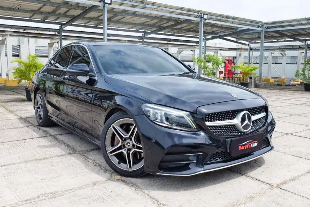 2019 Mercedes Benz C300 2.0 AMG Line AT LIKE NEW tdp 48jt