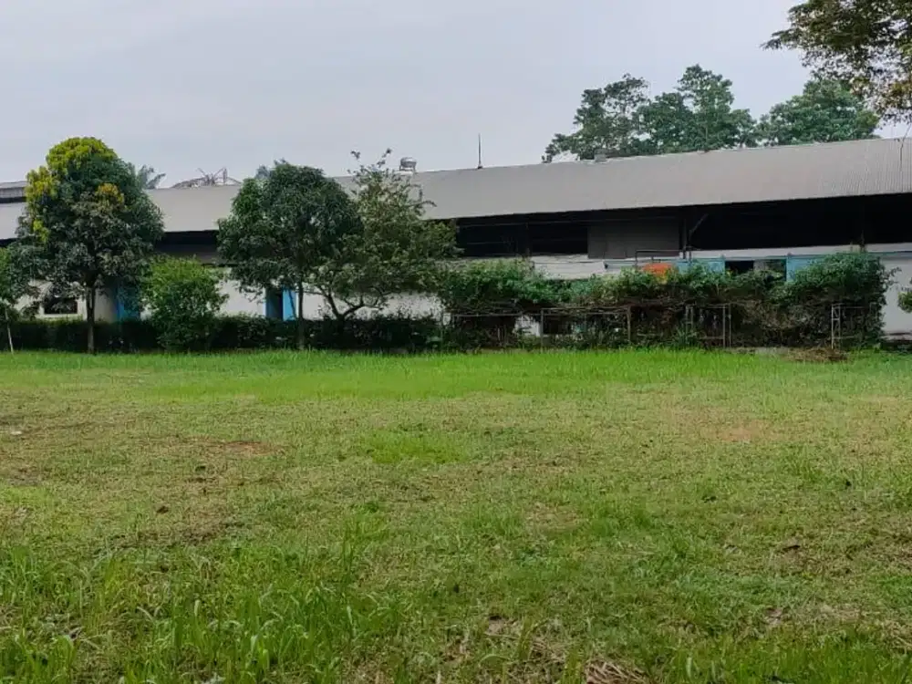 Gudang siap pakai ex Pabrik Ban di Gunung Putri Jawa Barat