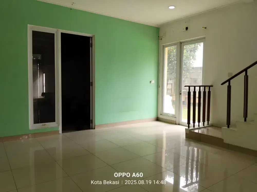 Disewakan Rumah hook 2 lantai nyaman & siap huni (unfurnished) di Summarecon Bekasi