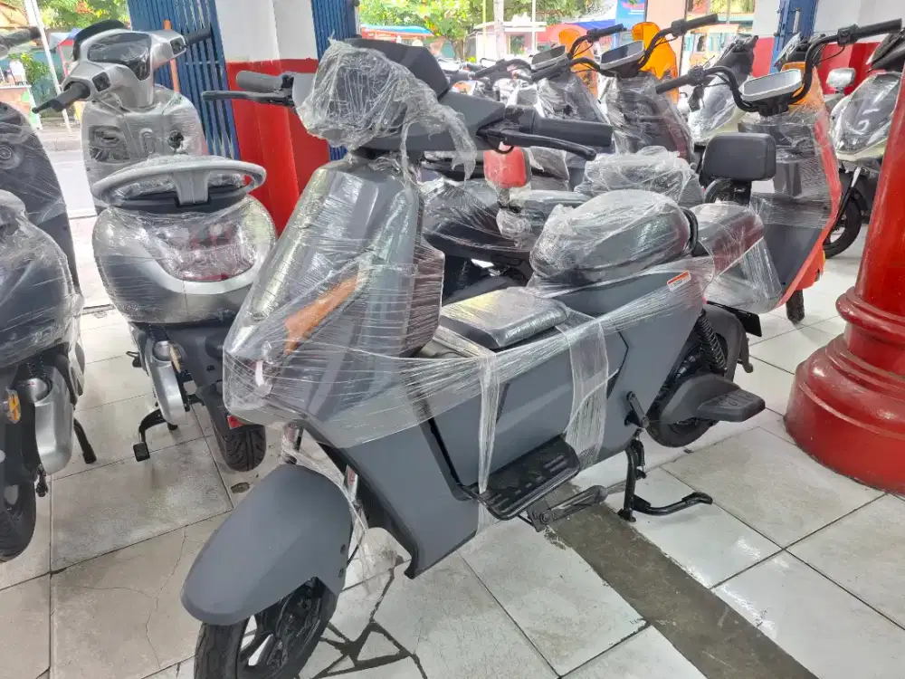 Sepeda Listrik Uwinfly D65 Adv Hitam