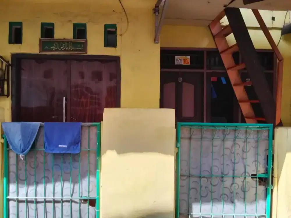 Jual Rumah dengan Kosan 6 Pintu Jakarta Timur