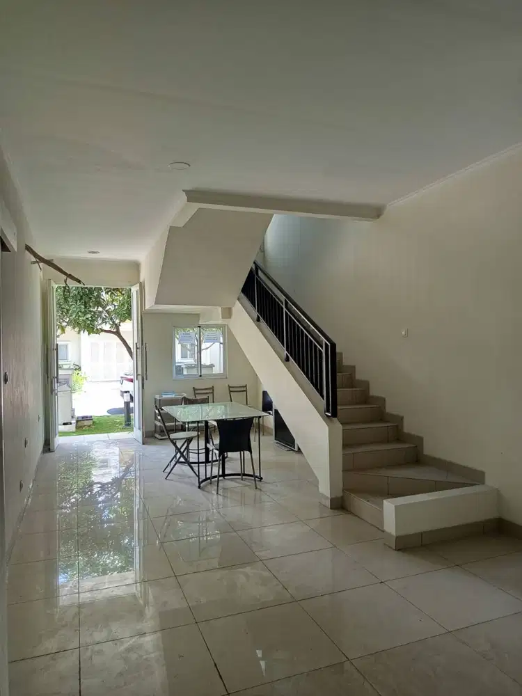 Disewakan Rumah di Summarecon Bandung Sudah Renov