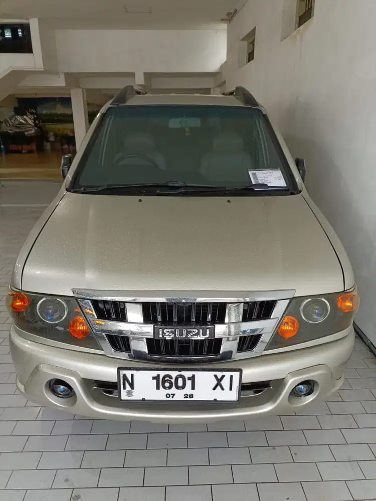 Isuzu Panther 2012 Diesel