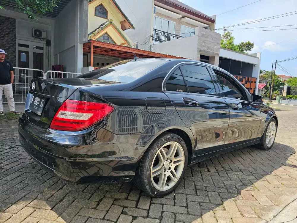 Mercedes-Benz C200 2012 Rawatan
