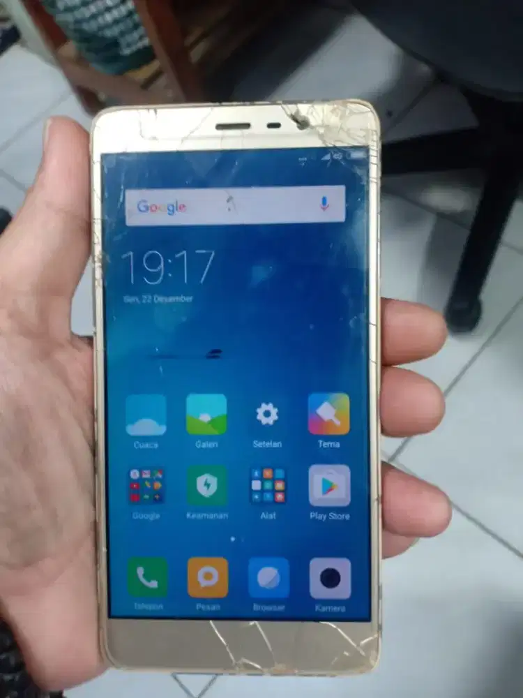 Redmi note 3 ram 3/32 batangan siap pakai