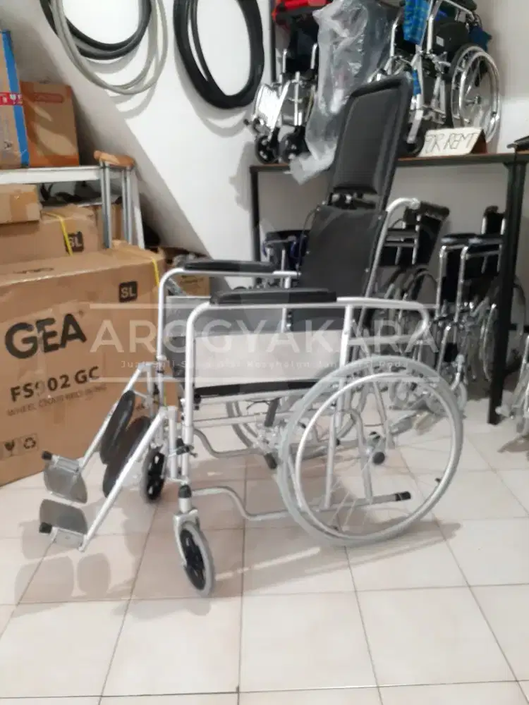 Kursi roda 3in1 bekas