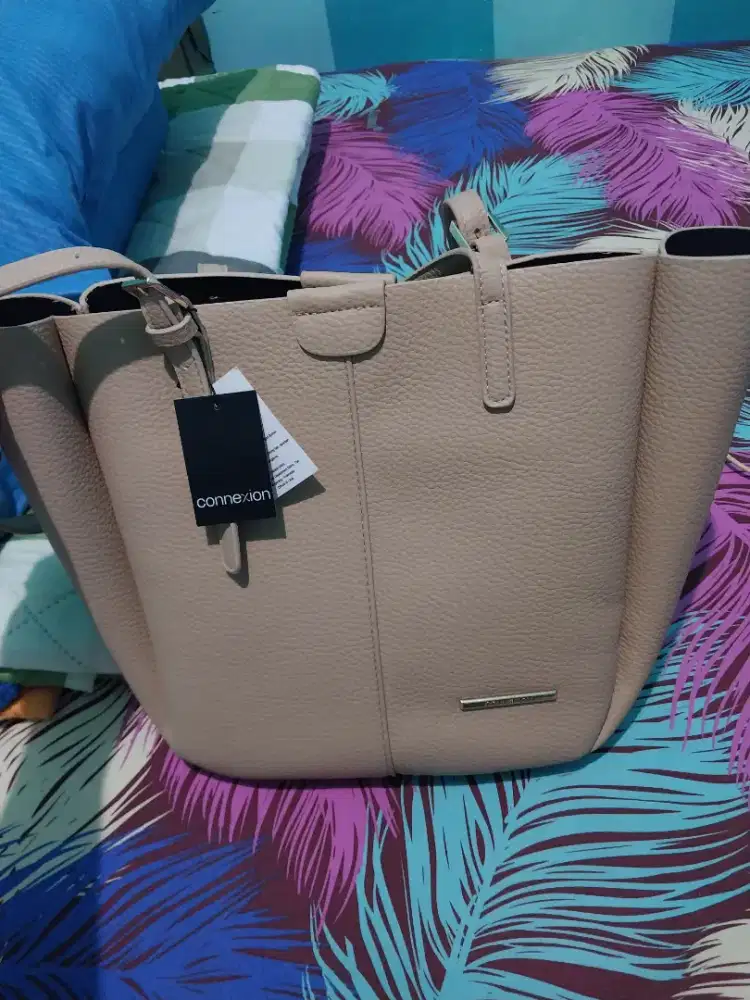 TAS BARU MERK CONNEXION