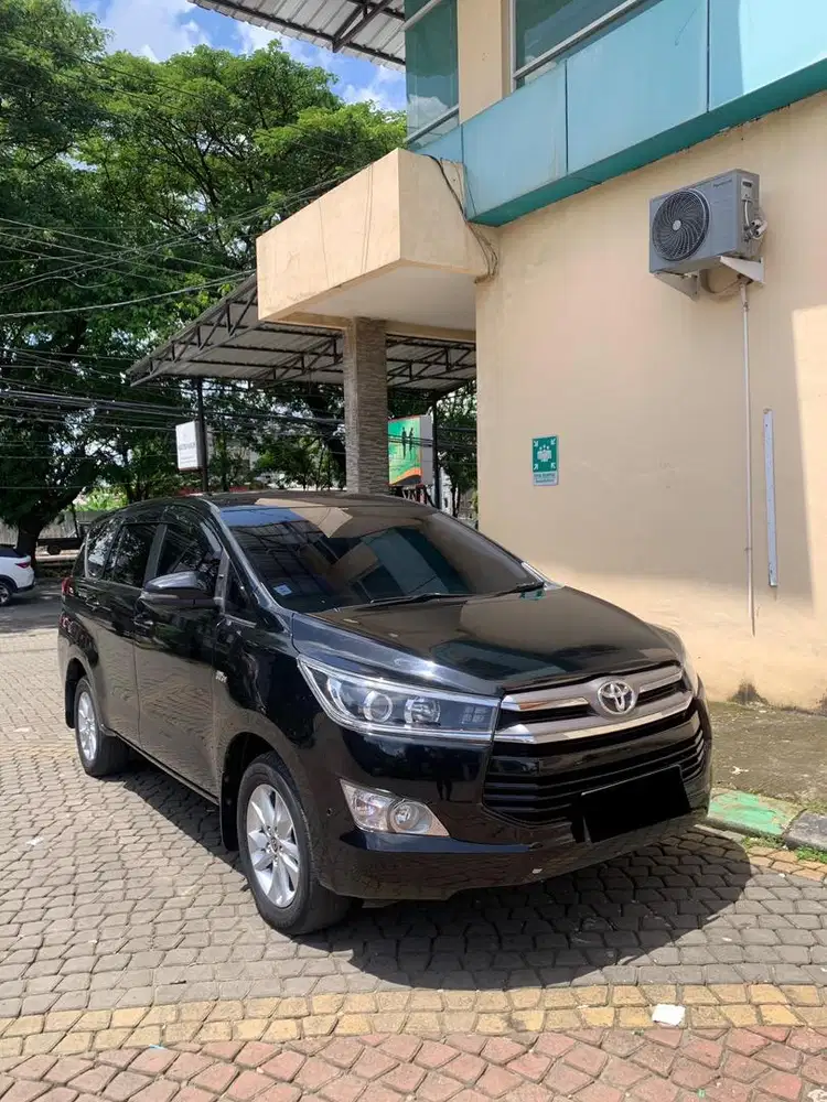 Toyota Innova Rebon 2.0 V AT Bensin Matic