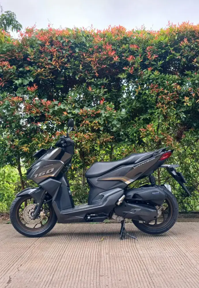 READY Vario 160 ABS Tahun 2022 DP 300RB