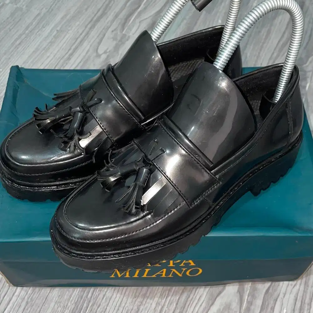 Nappa Milano Pam Tassel Woman Black Loafer, Loafers Leather Wanita