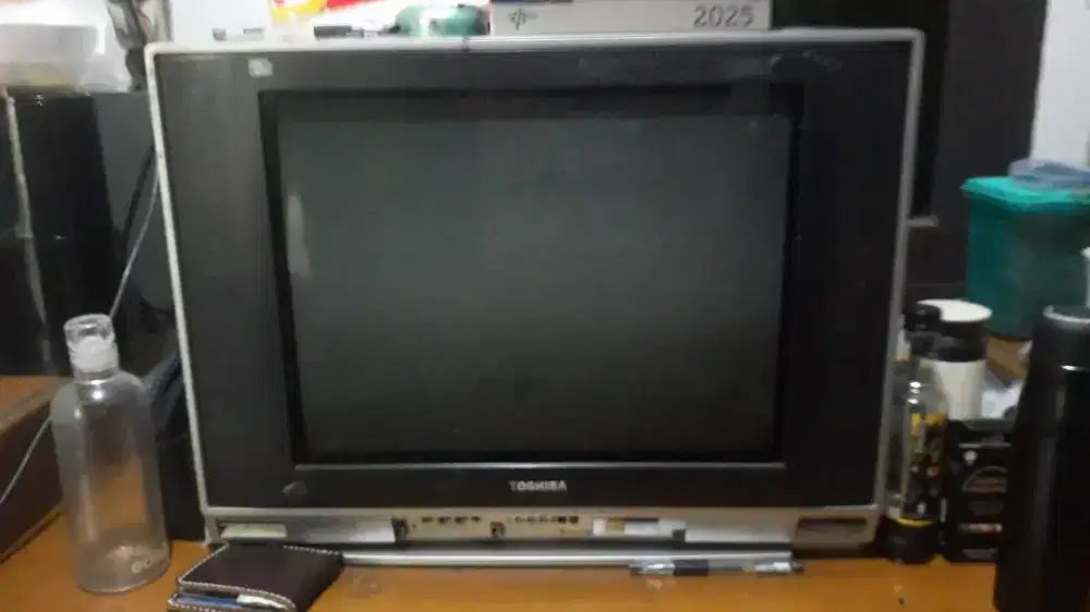Dijual tv merk tosiba