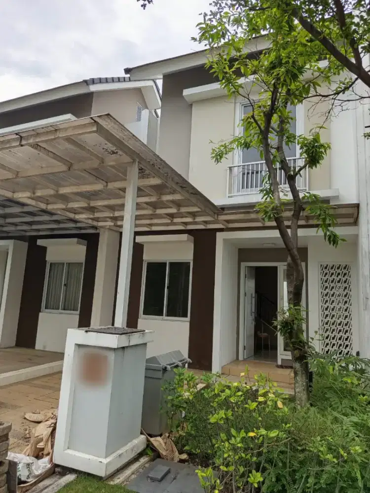 DISEWAKAN RUMAH ADA AC, WH,CANOPY DI CYNTHIA SUMMARECON BANDUNG