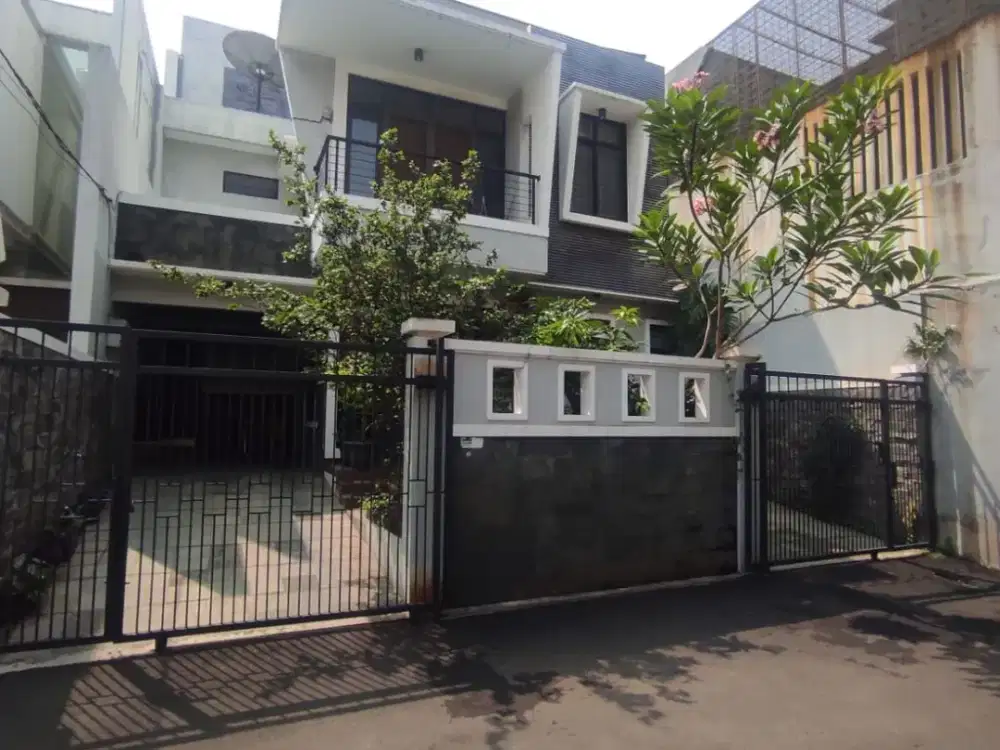 DIJUAL RUMAH SUNTER AGUNG PERMAI UKU 10X18 STRATEGIS RAPI HDP SELATAN HRG MENARIK