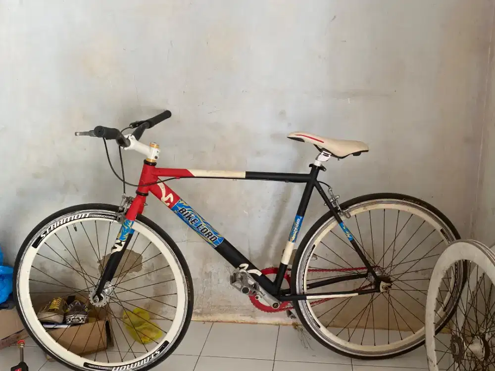 Sepeda Fixed Gear/Fixie