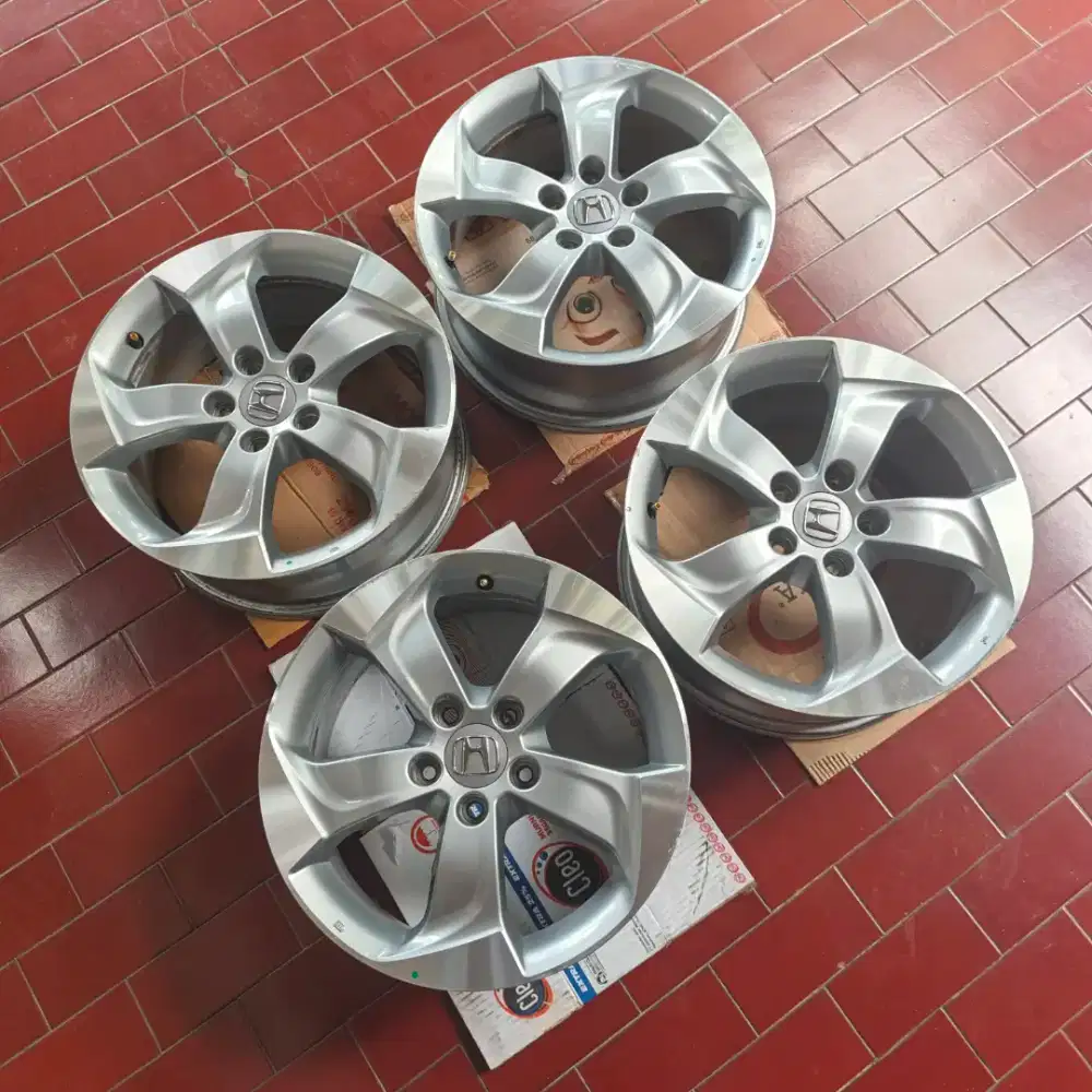 Velg R17 Honda HR-V Enkei Original Honda PCX 5x114