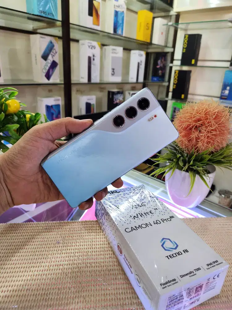 Tecno Camon 40 Pro 5G Ram (8+8) 16Gb/ 256GB Fulset Mulus Original 100%