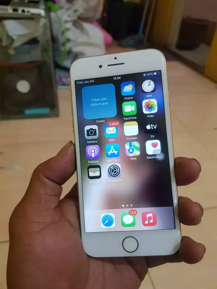 Iphone 8 64gb ada minus