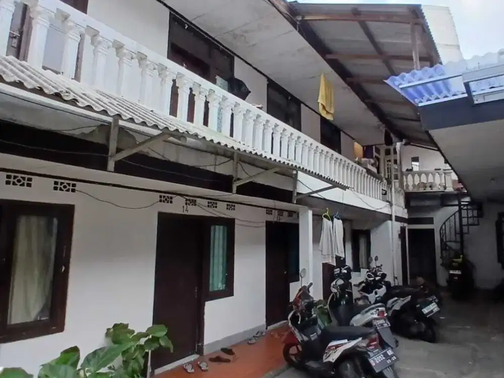 Jual Kost-an Aktif, Rumah,Toko Dekat UNPAS Setiabudi Bandung