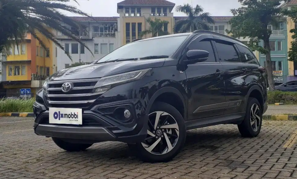 TDP 10JT Toyota Rush 1.5 S Bensin-AT Hitam 2021