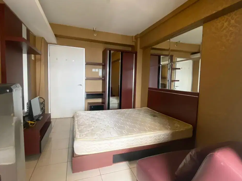 Apartemen Green Bay Pluit Tipe 2 Kamar Full Furnished Bagus View ke Kota + 1 AC