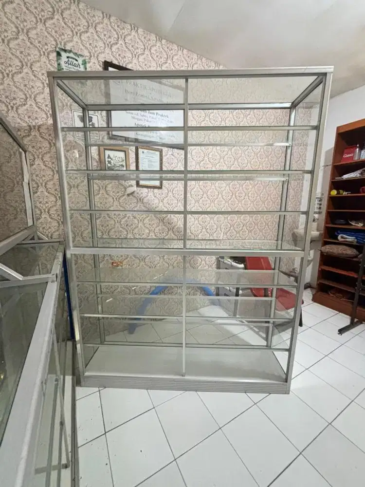 Etalase Cahaya Timur 1,5*2M