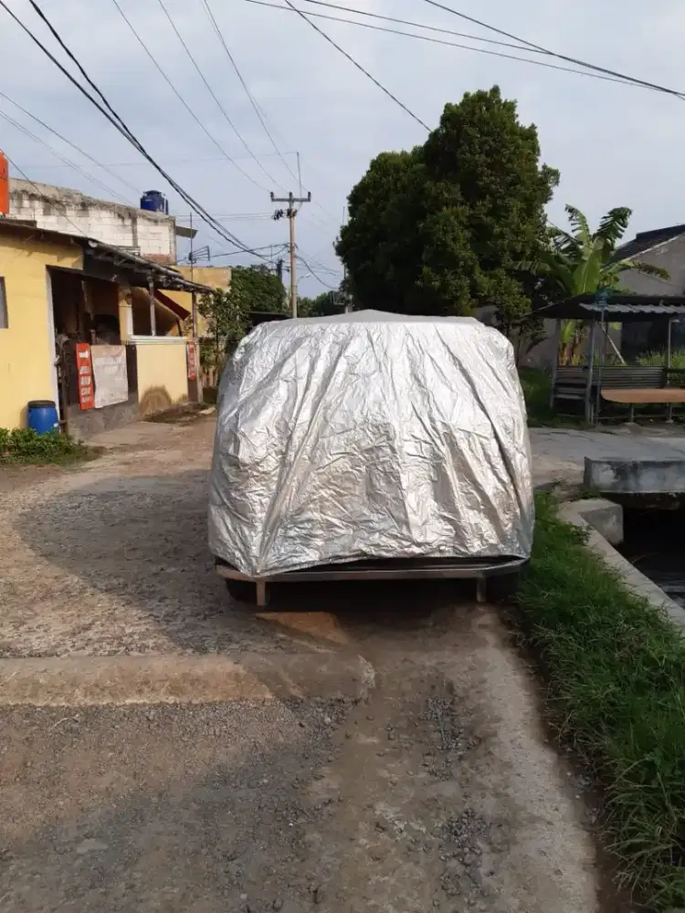 Cover (PENUTUP MOBIL)