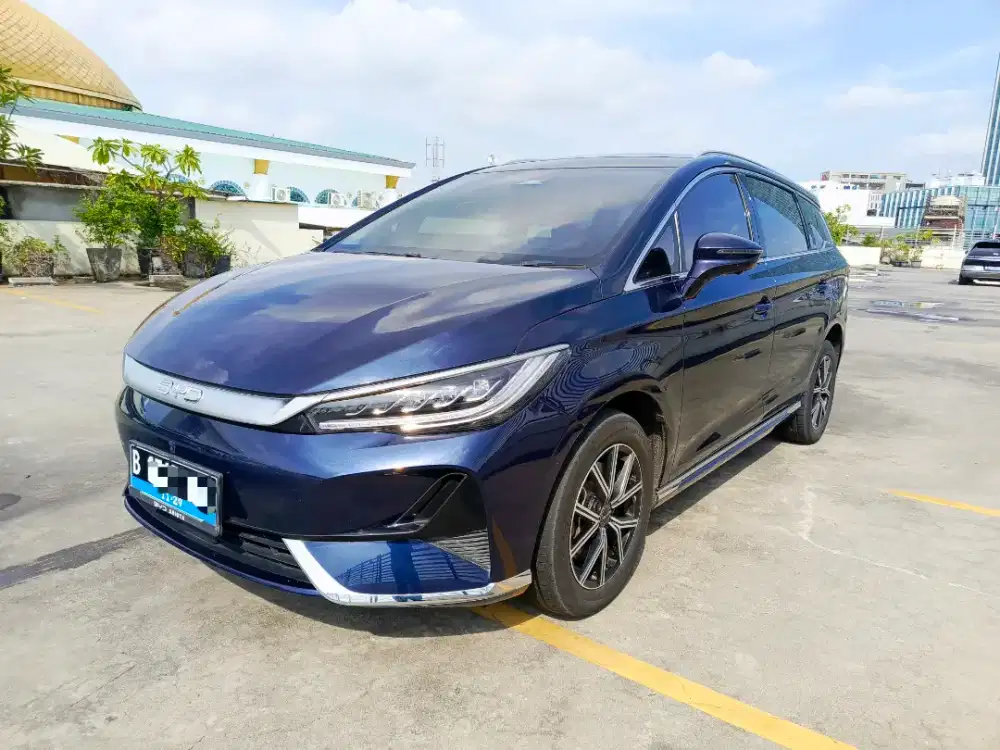 BYD M6 Superior 2024