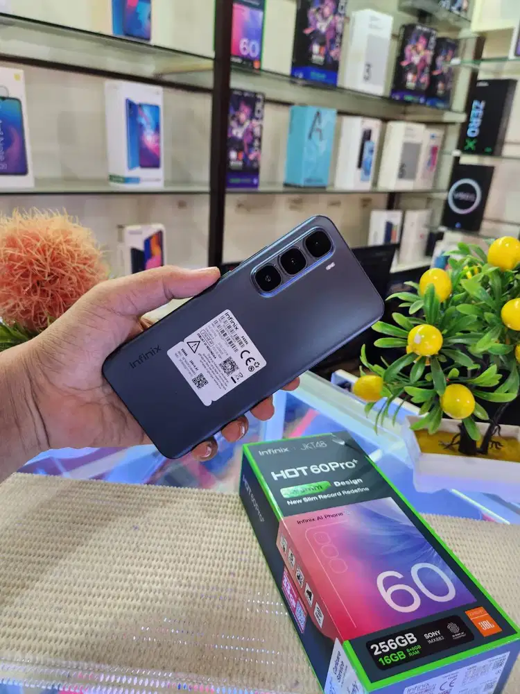 Infinix Hot 60 Pro Plus 8+8Gb/ 256Gb Fullset Mulus Pemakaian 3 Minggu
