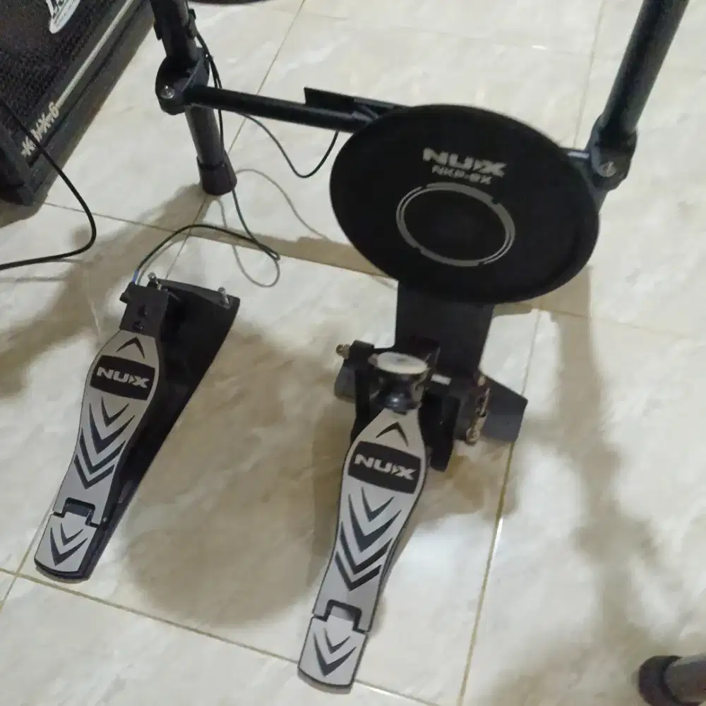 Digital DRUM NUX DM 1X dus book like new