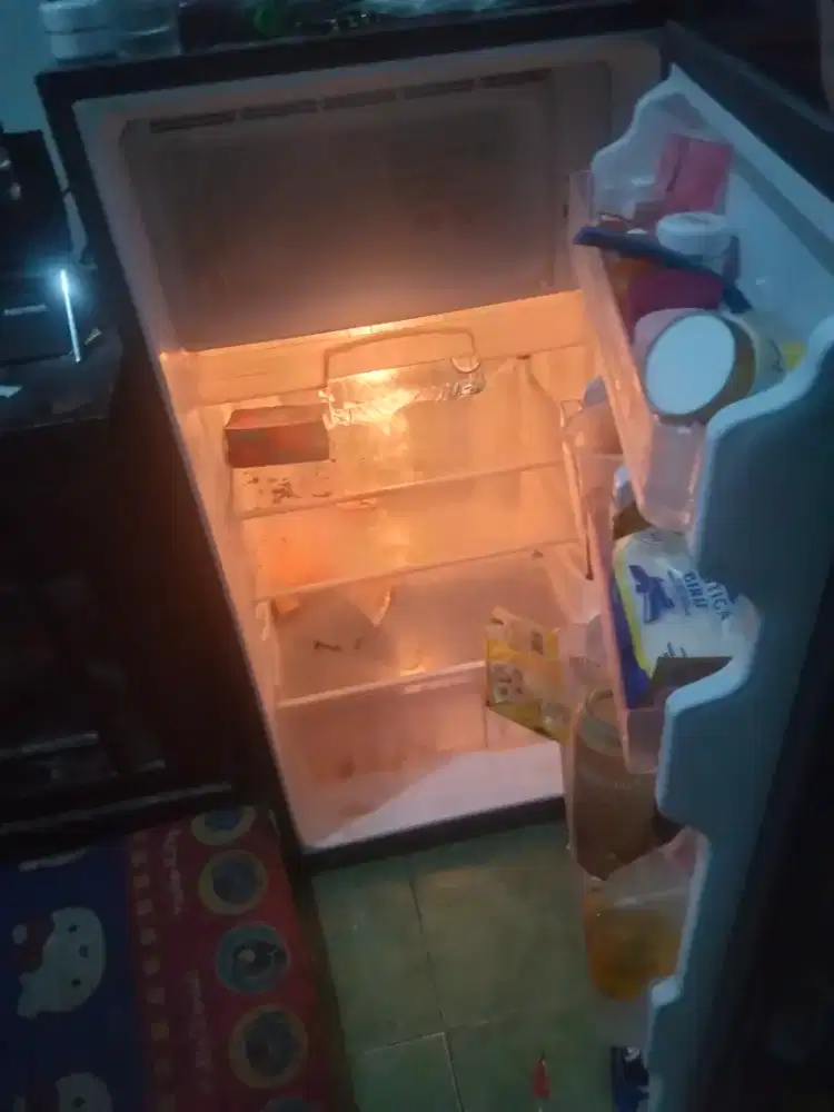 Kulkas sharp 1 pintu no minus