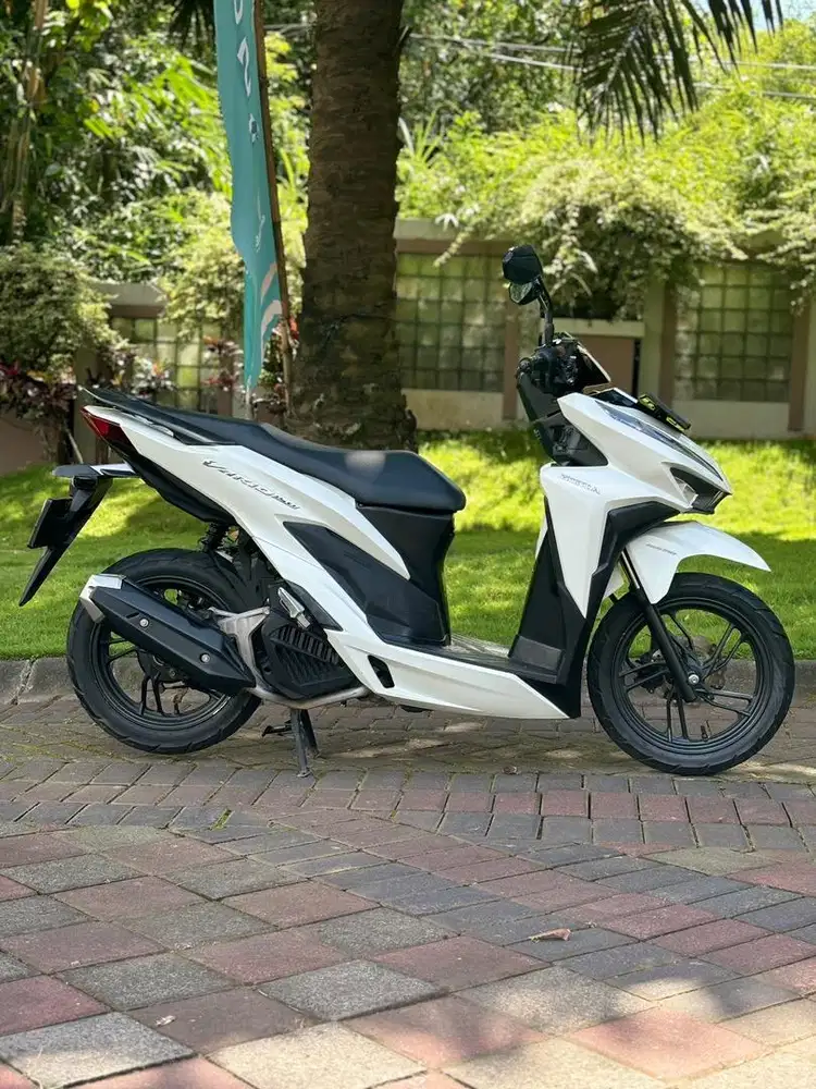 Honda Vario 150 Smartkeyless 2019 N Malang Putih Koko Motor