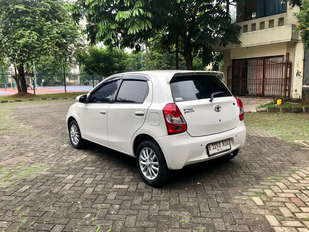 Toyota Etios E MT 2013 TDP.4JT