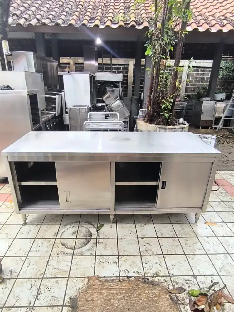 Meja kabinet pintu Sliding
Uk 200×70×85