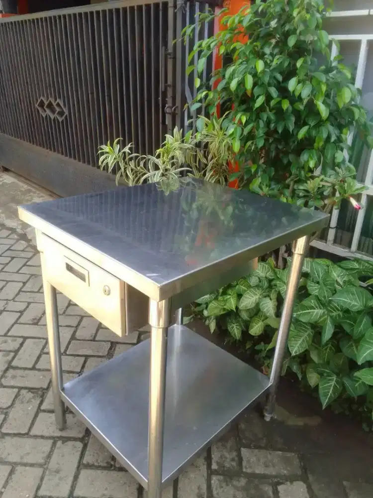 Best Deal Meja laci 2susun ukuran 60x70x85