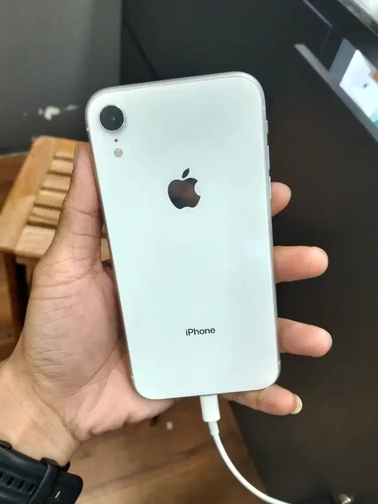 iPhone xr 64GB ibox