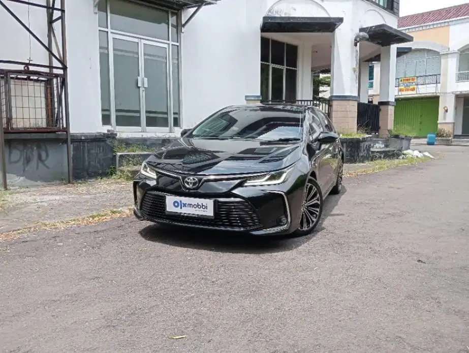 Like New - TOYOTA COROLLA ALTIS 1.8 V BENSIN A/T 2021 HITAM