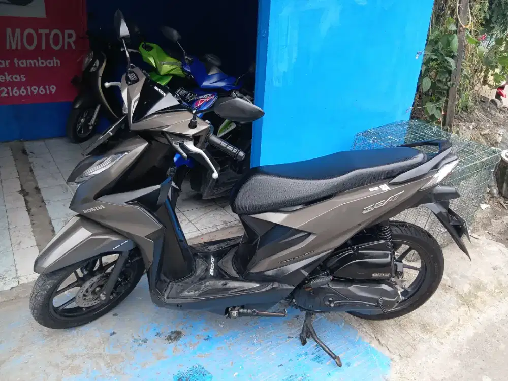Honda beat deluxe 2022 type tertinggi