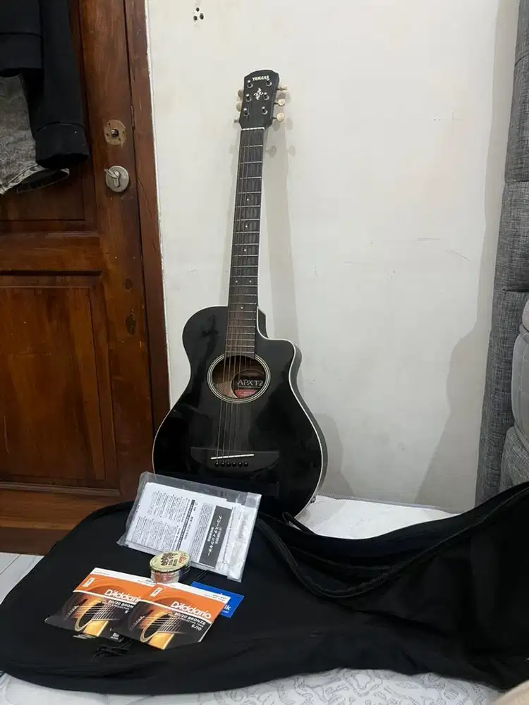 Gitar Yamaha APX T2
