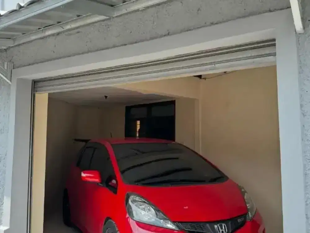 Disewakan rumah Jl.Cilandak Sarijadi Sukasari kota Bandung.