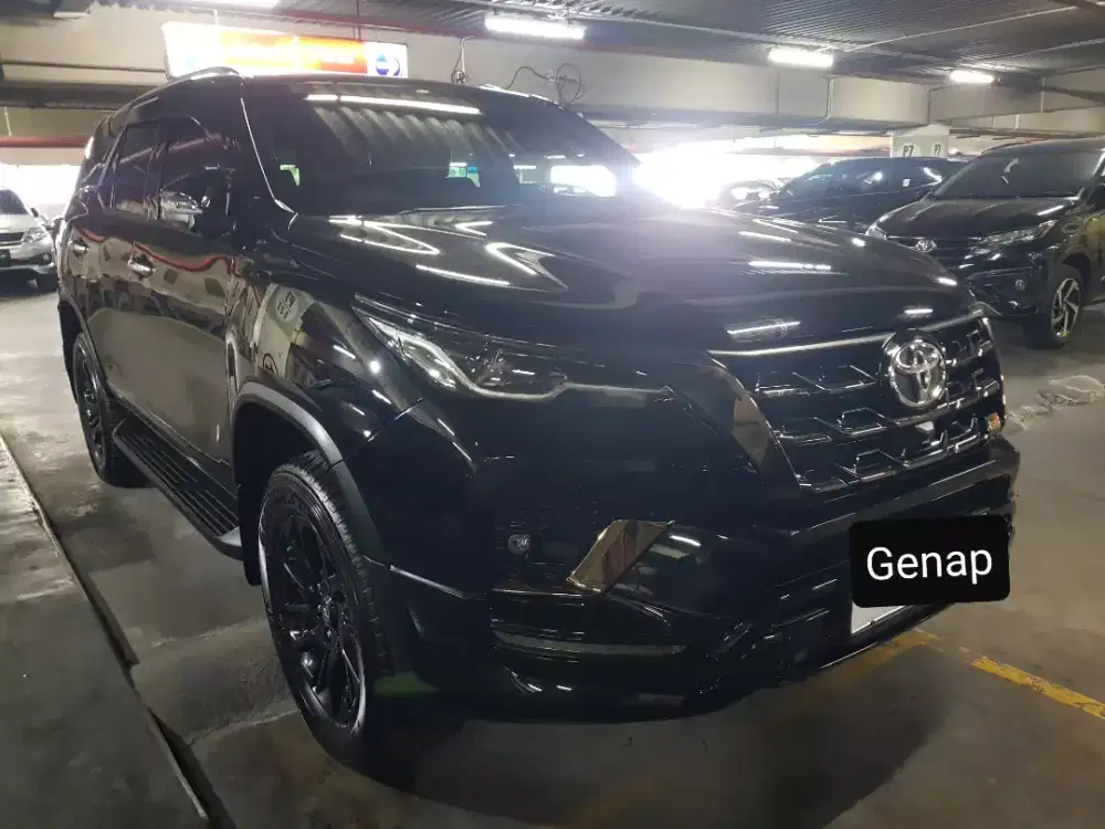 Fortuner 2.8 GR Sport 2023 Matic