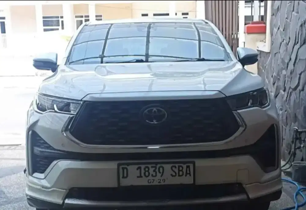 Innova ZENIX Q HYBRID MODELISTA 2024 | 2025 KM.LOW 24rb (Bisa TT)