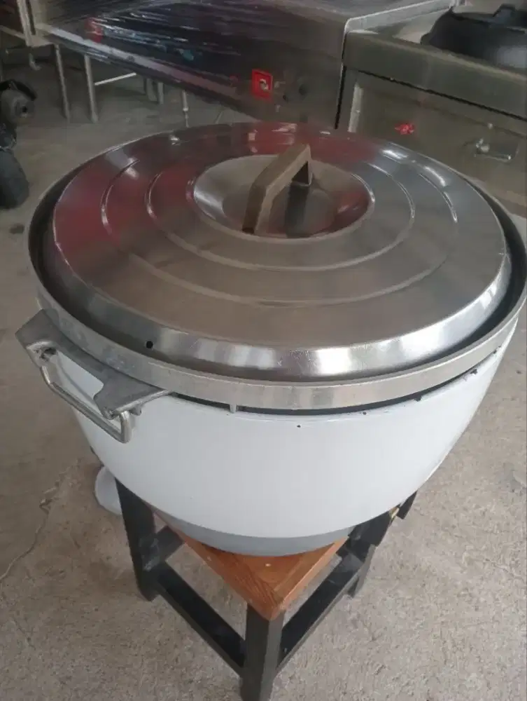Cari yang Awet,Pakai ex resto ini..Rice cooker solid
10 liter