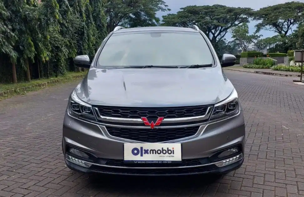TDP 7,JT Wuling Cortez 1.5 LT Lux Bensin-AT Abu 2019