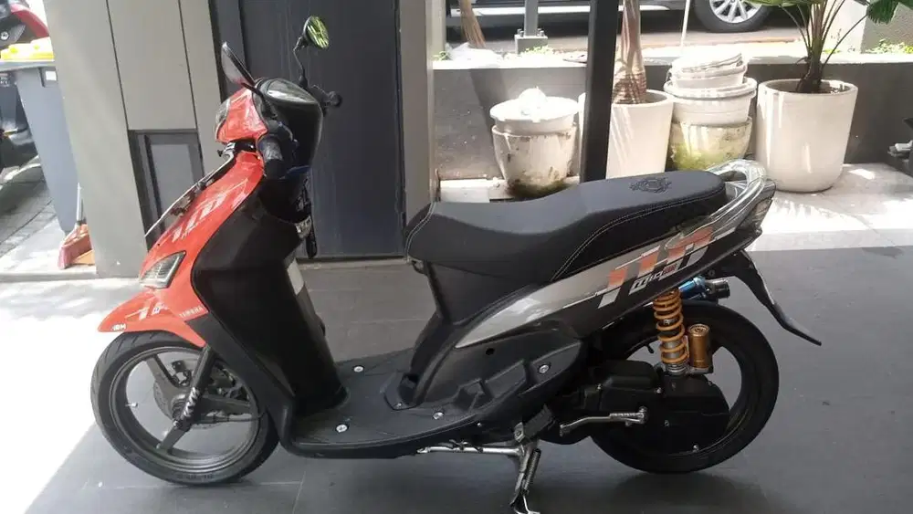 Yamaha Mio Sporty 2008 Asli hitam modifikasi hedon