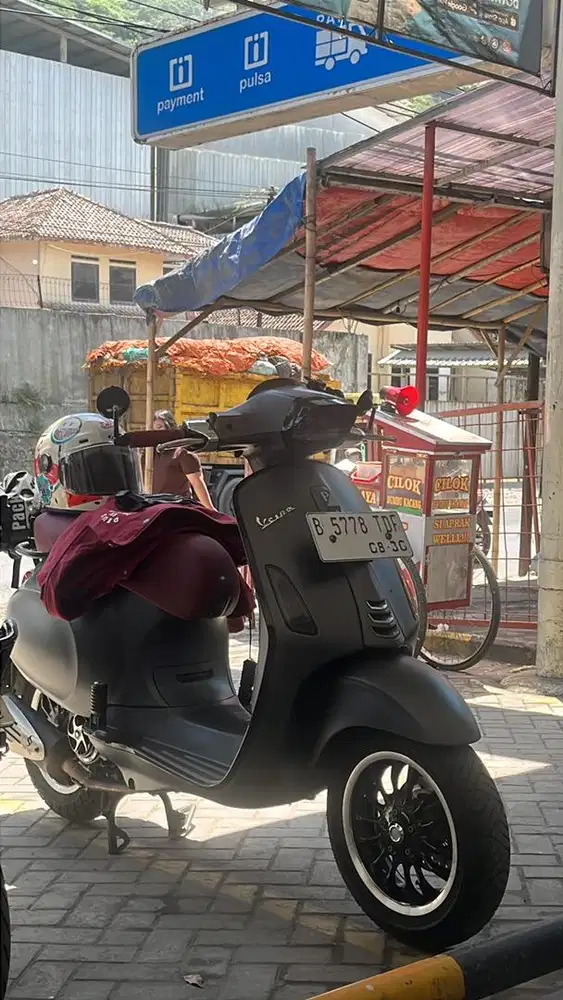 Dijual VESPA Sprint 2019 Grey